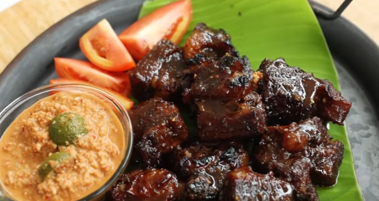 Resep Iga Bakar Kecap dengan Sambal Kacang: Sajian Spesial untuk Tahun Baru