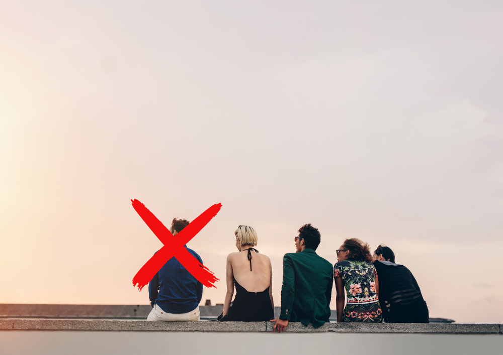 Kapan Harus Ajak atau Tinggalkan Teman yang Bigot?